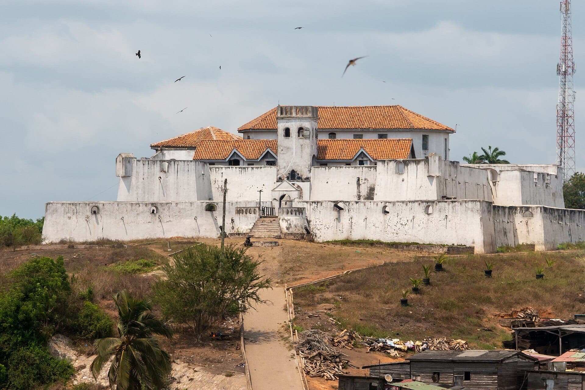 Fort São Jago da Mina on the hill opposite, seen from Elmina Castle.